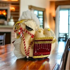 Kazakhstan Souvenir Plush Sleepy Eye Embellished Camel Statue Toy Souvenir Gift